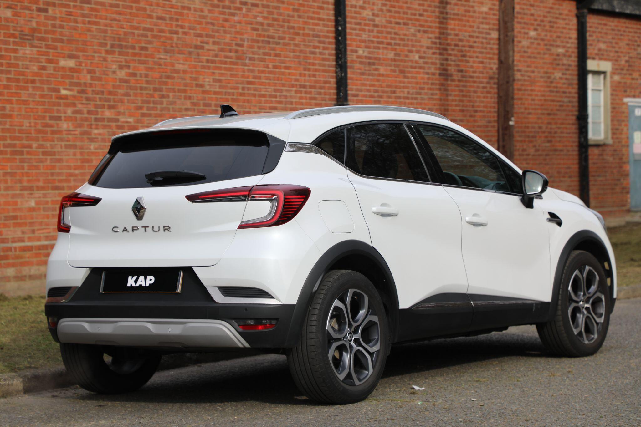 Large vehicle image